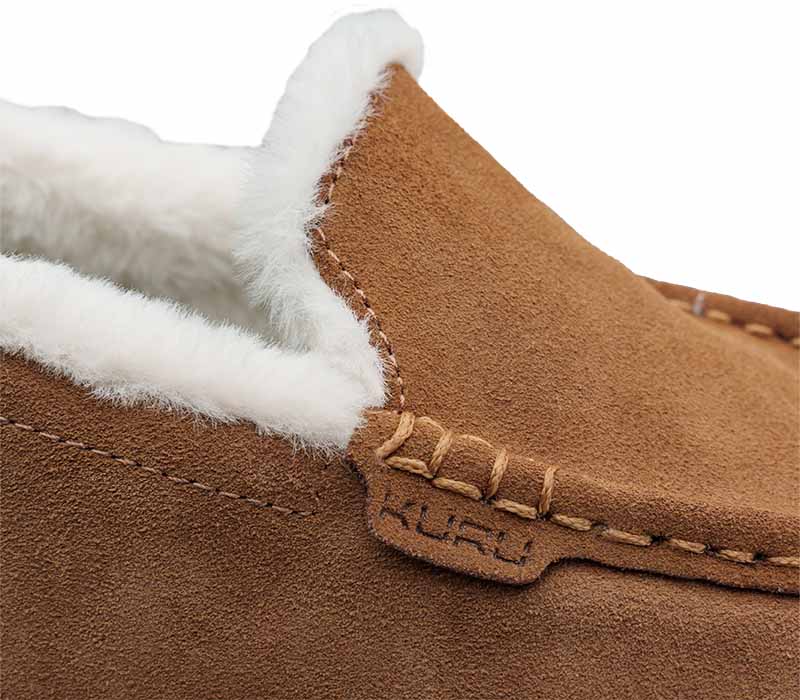 Close-up of the material on the KURU Footwear LOFT Men's Slipper in Chestnut/Gum