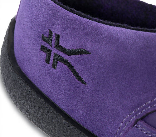 Close-up of the material on the KURU Footwear DRAFT Women's Slipper in PurplePunch-Black