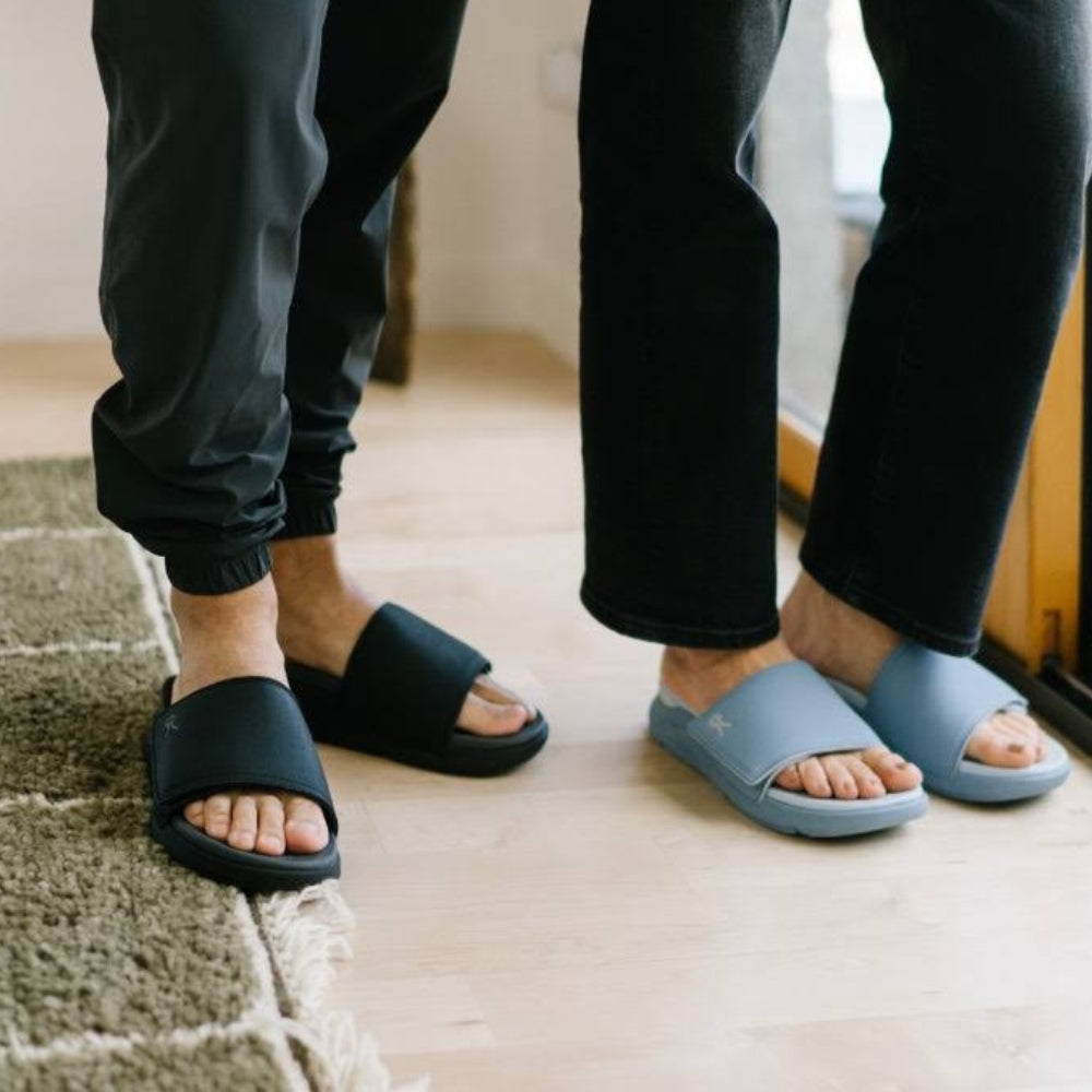 Detailed image of MOMENT in DoveGray-OrangeSherbet