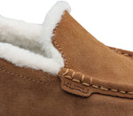 Close-up of the material on the KURU Footwear LOFT Women's Slipper in Chestnut-Gum