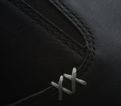 Close-up of the material on the KURU Footwear KIVI Men's Slip-on Shoe in JetBlack-FogGray